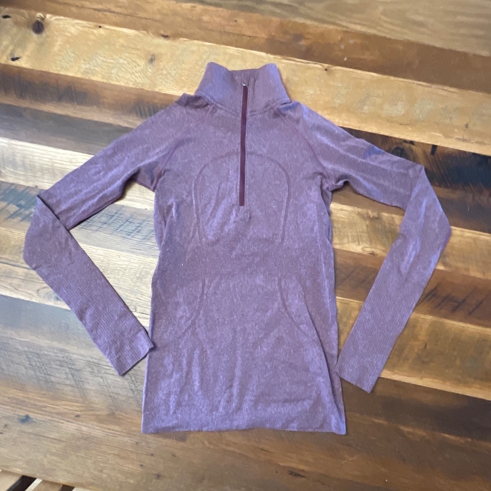 Lululemon Swiftly Quarter Zip, Size 4